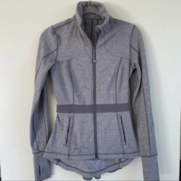 Rare Lululemon Peplum Riging Jacket Size 8 - Picture 4 of 9